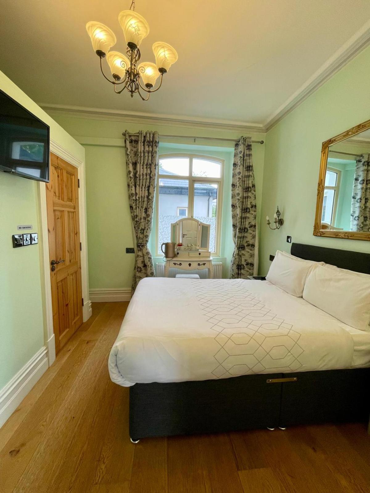 Shandon Bells Bed & Breakfast 3*